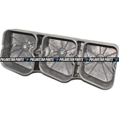 S6D102 Diesel Engine Valve Chamber Cover 6738-11-8111 Komatsu PC200-6 PC200-7